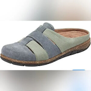 Earth Origins blue and green leather mules 6.5